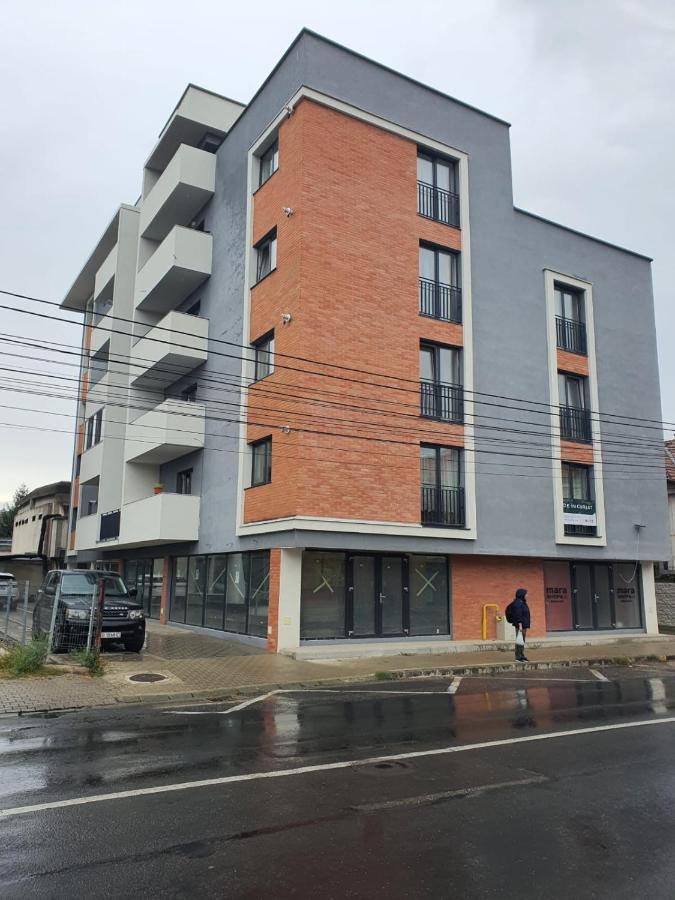 Ferienwohnung Apartament Mara Centru Alba Iulia Exterior foto